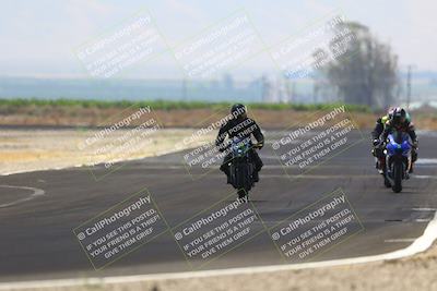 media/Jun-07-2025-TrackDaz (Sat) [[4413525952]]/C Group/240pm (Turn 9)/